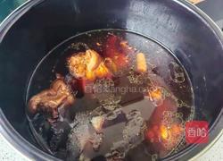 蹄汤米线的做法图解2