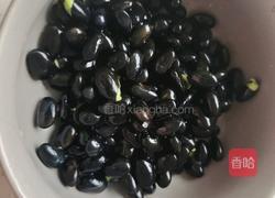 黑豆香菇小油菜的做法图解1