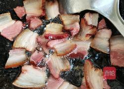 青蒜炒腊肉的做法图解4