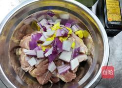 香煎鸡腿肉的做法图解2