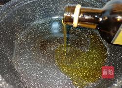 青豆玉米炒火腿的做法图解6