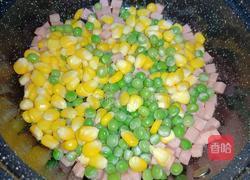 青豆玉米炒火腿的做法图解8