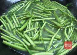 腊肉炒藜蒿的做法图解5