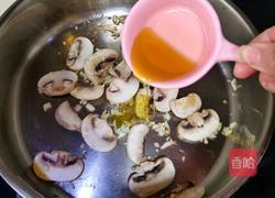 法式芦笋炒口蘑的做法图解6