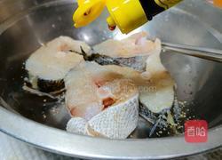 香煎鲈鱼的做法图解3