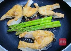 香煎鲈鱼的做法图解6