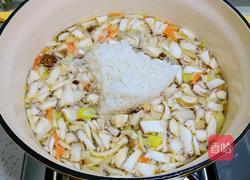 香菇鸡肉粥的做法图解4