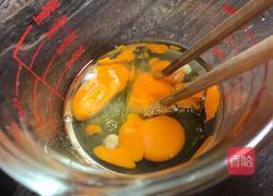 鸡蛋炒河粉的做法图解3