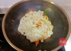 炒刀削面的做法图解13