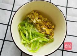 豆芽菜炒鸭肉的做法图解3