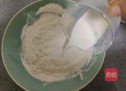 火腿培根披萨的做法图解3