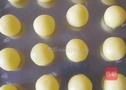 草莓奶球的做法图解5