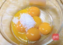 椰香戚风蛋糕的做法图解2