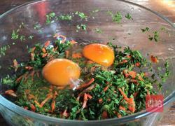 胡萝卜缨软饼的做法图解4