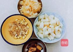 银耳莲子百合麦仁红枣雪梨粥的做法图解2