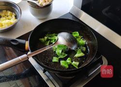 青椒土豆炒鸡丁的做法图解9