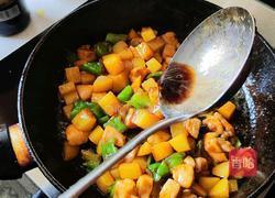 青椒土豆炒鸡丁的做法图解18