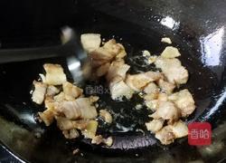 蒜苗回锅肉的做法图解3