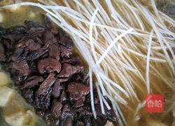 鸡肉炖蘑菇粉条的做法图解8