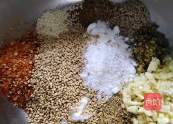 自制辣条的做法图解1