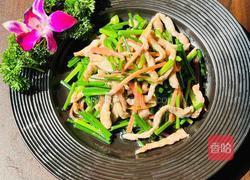 韭菜花炒肉丝的做法图解7