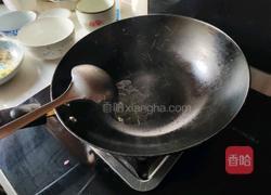 葱爆鱿鱼卷的做法图解2