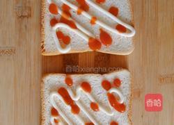 海苔肉松三明治的做法图解1