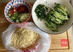 鸡丝凉面的做法图解2