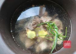 香菇鸡汤的做法图解4