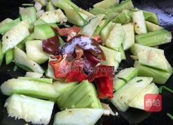 丝瓜炒肉的做法图解7