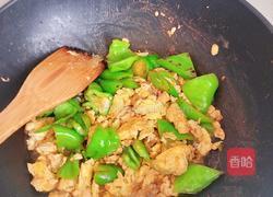 尖椒炒鸡蛋的做法图解5