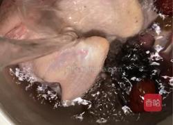 红参阿胶鸽子汤的做法图解3