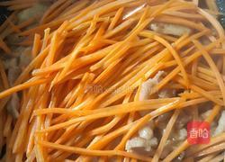 五花肉素炒萝卜丝的做法图解5