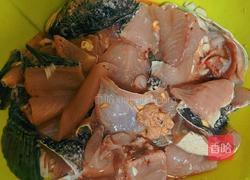 酸汤乌鱼片的做法图解1