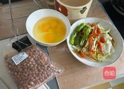 鸡蛋炒盐豆的做法图解1