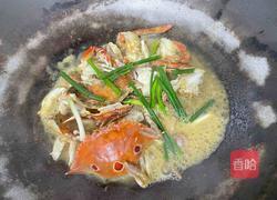 炒三点蟹的做法图解6