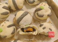 小熊猫蛋黄酥的做法图解27