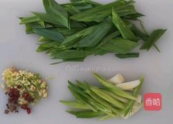 蒜苗炒猪肝的做法图解5