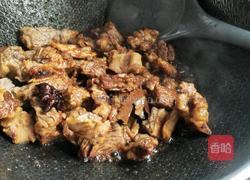 牛肉萝卜煲的做法图解4