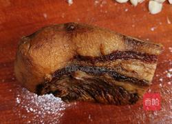 荷兰豆炒腊肉的做法图解1