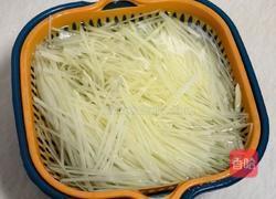 清炒土豆丝的做法图解1