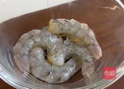 黑松露虾仁滑蛋三明治的做法图解1