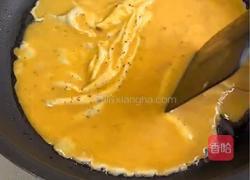 黑松露虾仁滑蛋三明治的做法图解4