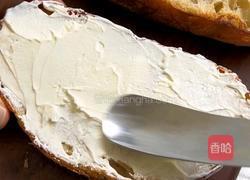 三文鱼牛油果三明治的做法图解5