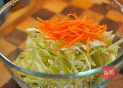 黑松露包菜虾饼的做法图解2