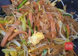 三丝炒河粉的做法图解5