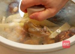 春笋焖鸡煲的做法图解8