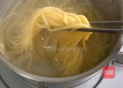 黑松露奶油蘑菇意面的做法图解2