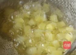 香到姥姥家的米其林同款黑松露鸡肉土豆派的做法图解2