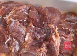 黑松露奶油蘑菇炖鸡的做法图解1